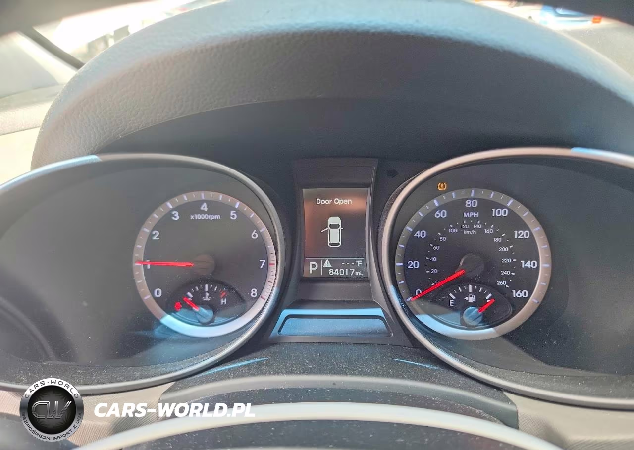 2015 Hyundai Santa Fe Sport 2.4L VIN:5XYZT3LB7FG243997 - 9