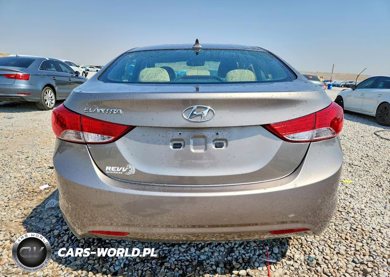 2013 Hyundai Elantra Gls VIN:5NPDH4AE0DH249936 - 6