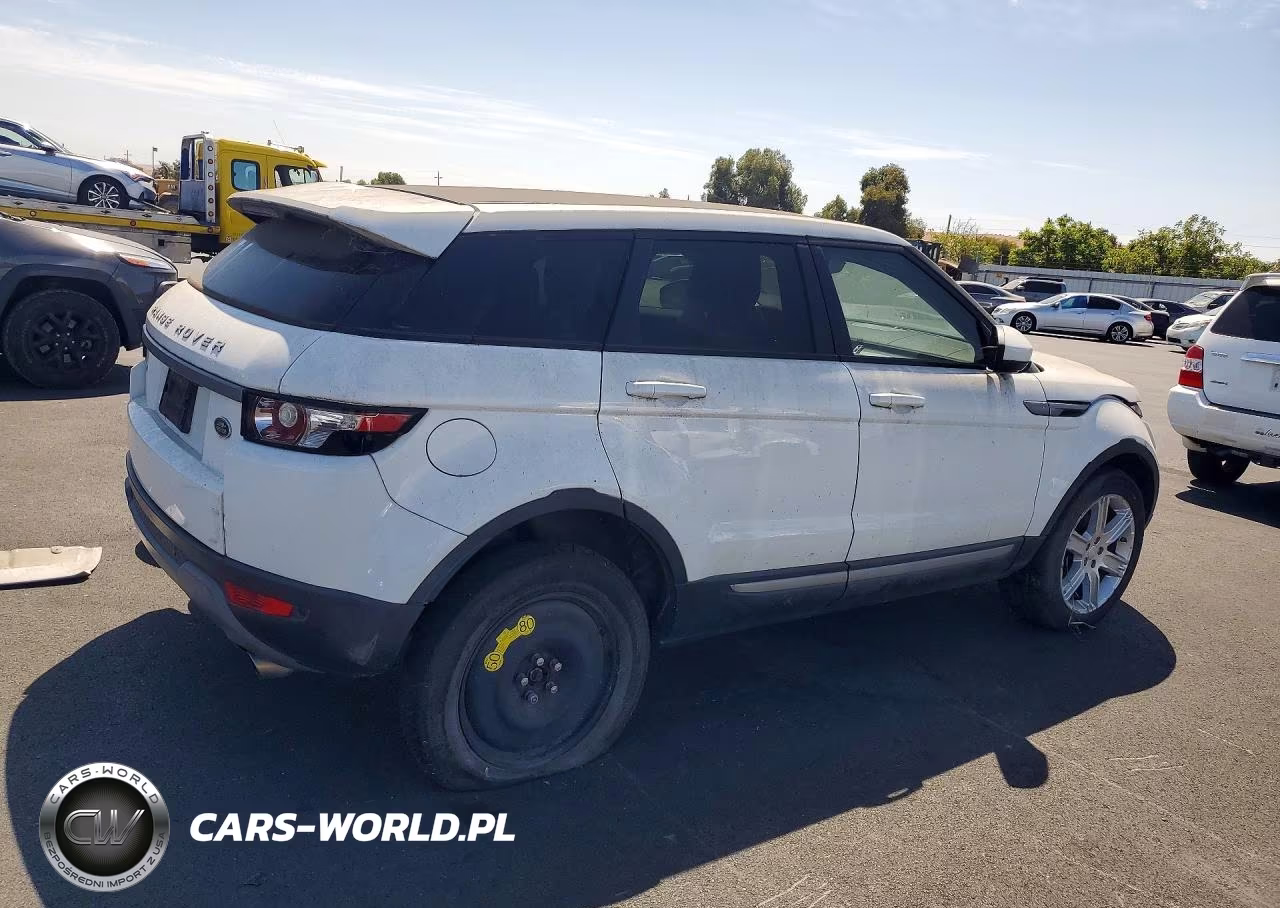 2015 Land Rover Range Rover Evoque Pure Plus VIN:SALVP2BG9FH076133 - 3