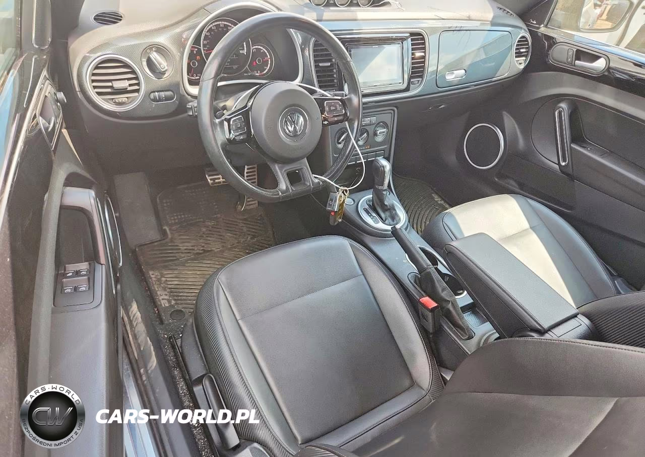2015 Volkswagen Beetle R-Line VIN:3VW7T7AT6FM803745 - 8