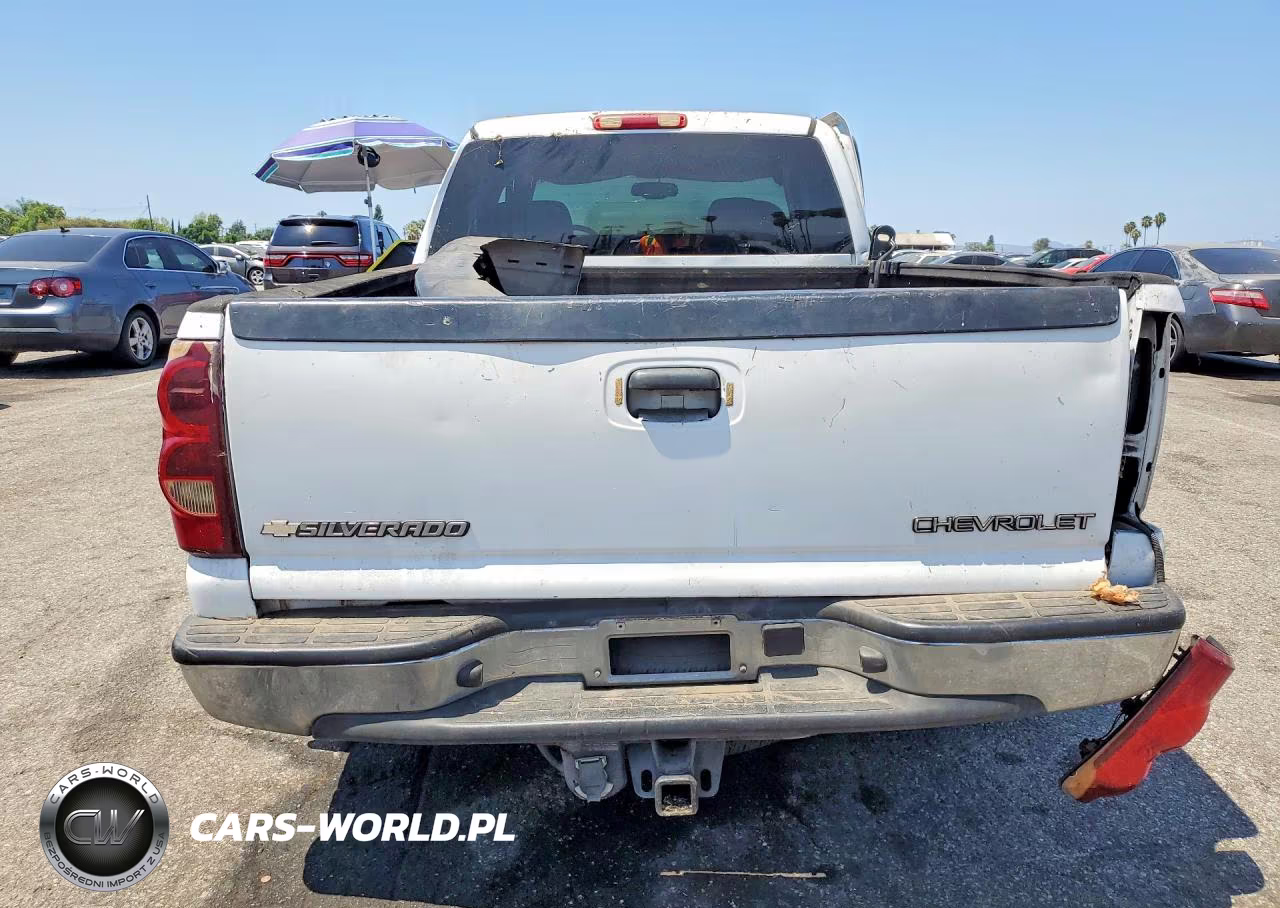 2005 Chevrolet Silverado C1500 VIN:2GCEC19V151350962 - 6