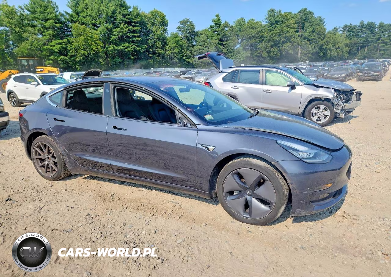2018 Tesla Model 3 VIN:5YJ3E1EB4JF119199 - 4