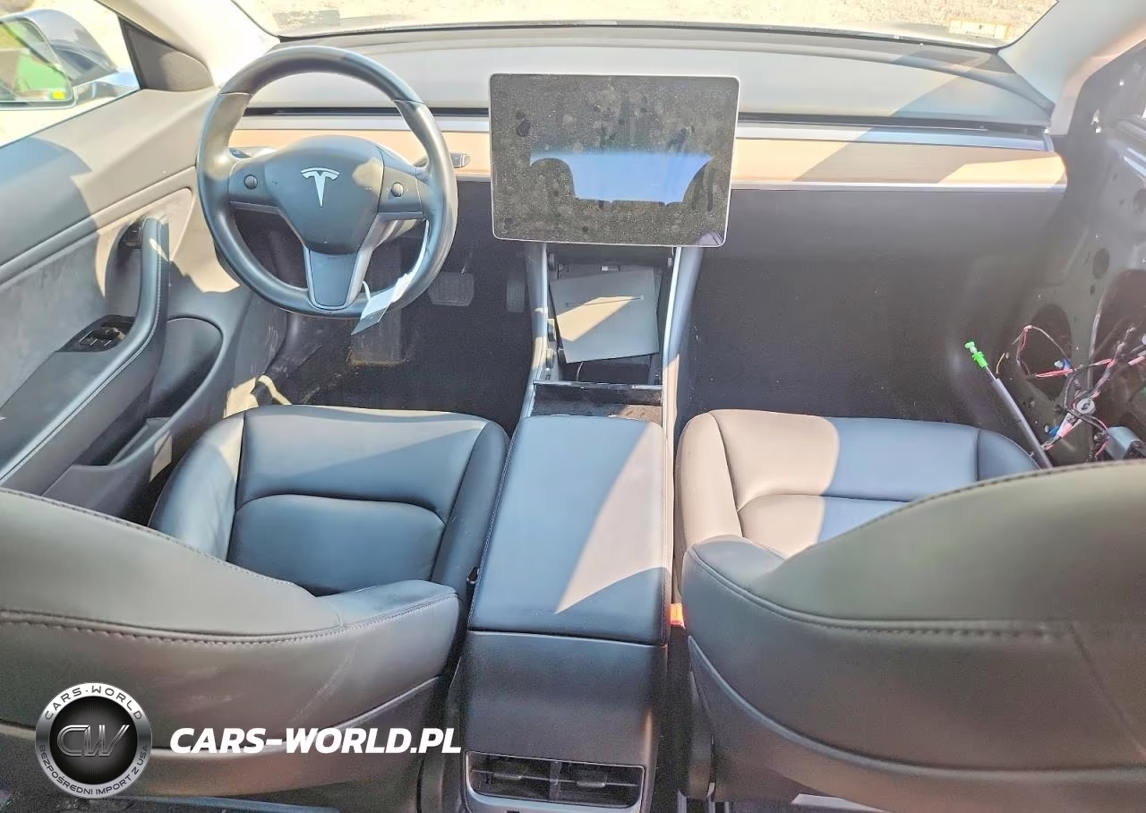 2018 Tesla Model 3 VIN:5YJ3E1EB4JF119199 - 8