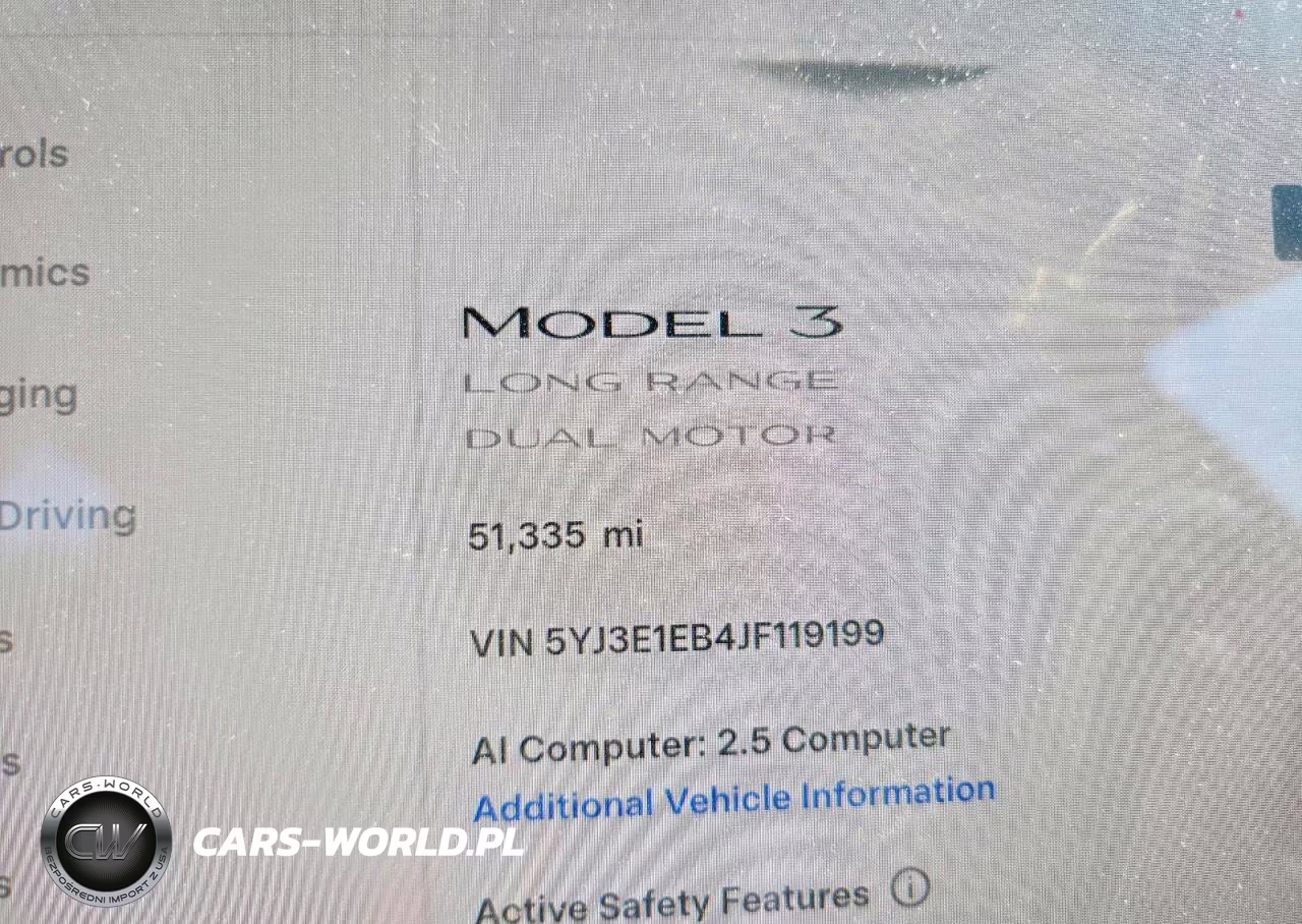 2018 Tesla Model 3 VIN:5YJ3E1EB4JF119199 - 9