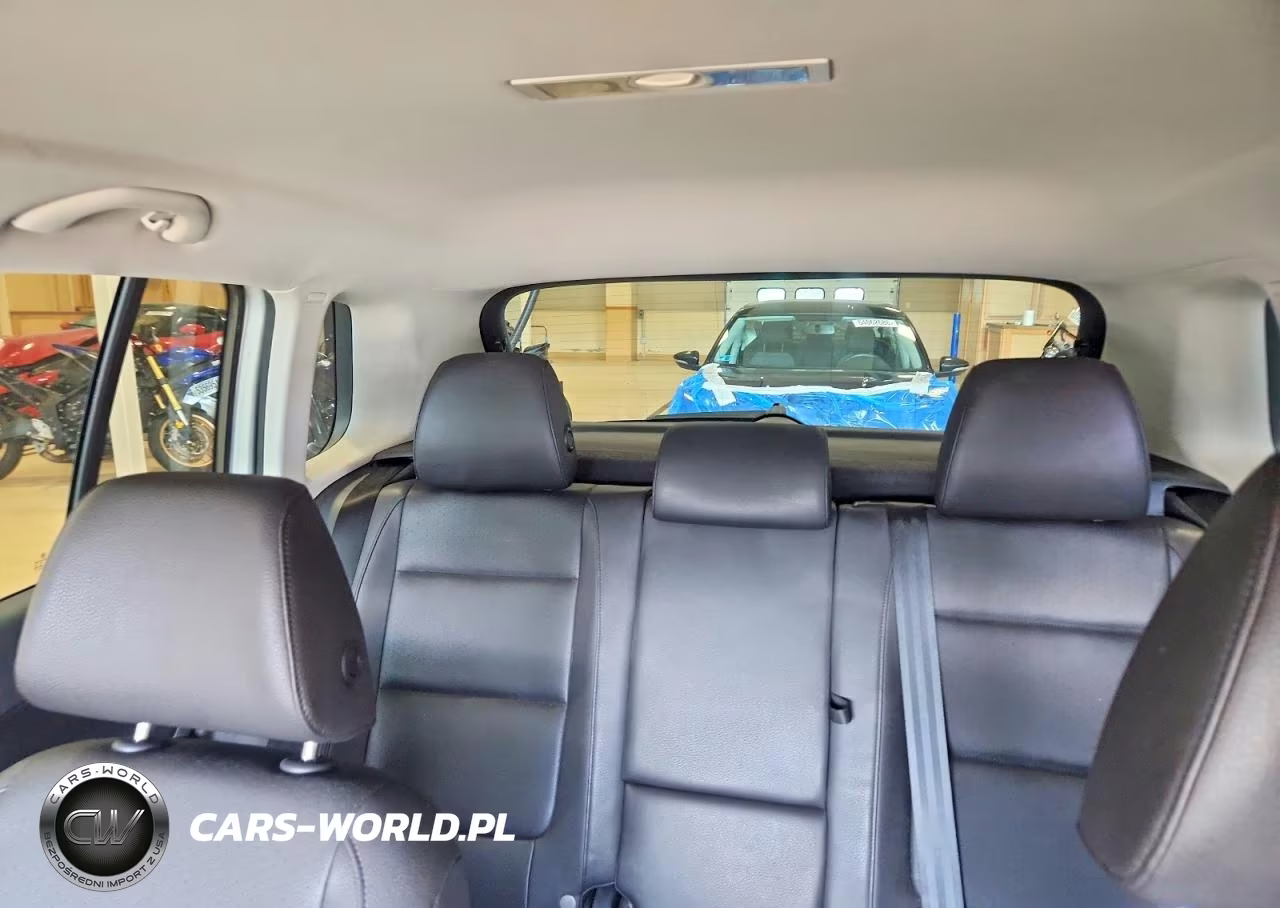 2014 Volkswagen Tiguan S VIN:WVGBV3AX7EW619279 - 10