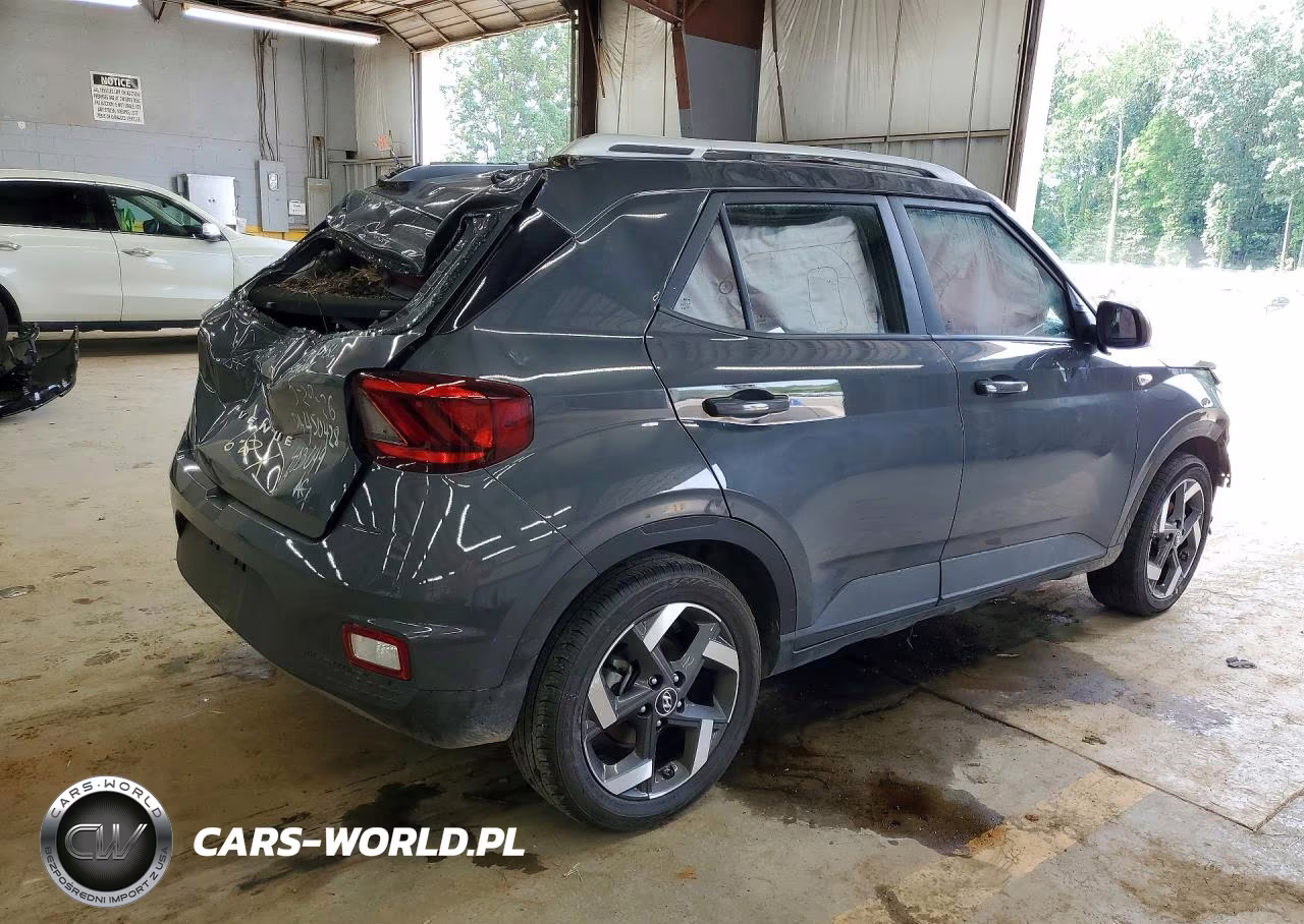 2025 Hyundai Venue Sel VIN:KMHRC8A39SU403049 - 3