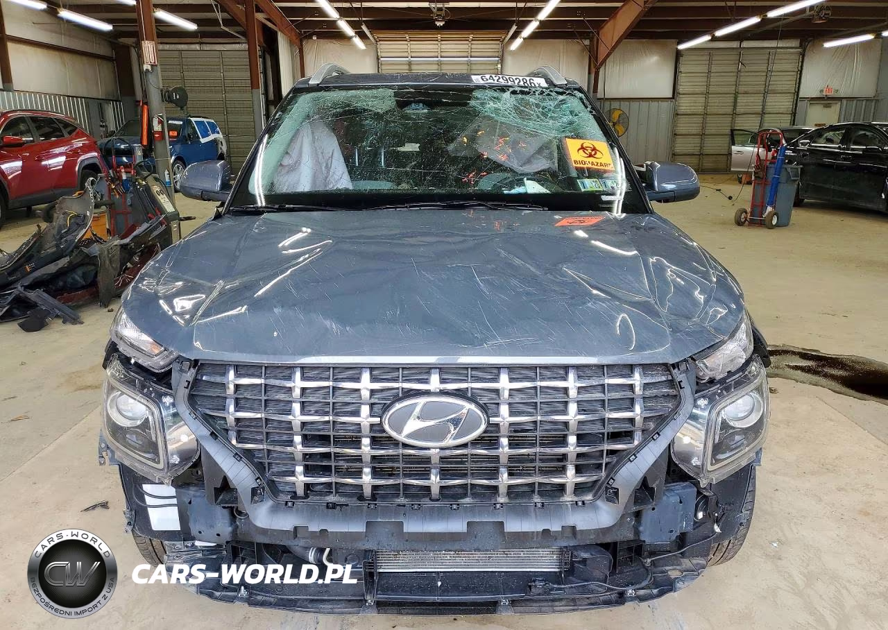 2025 Hyundai Venue Sel VIN:KMHRC8A39SU403049 - 5
