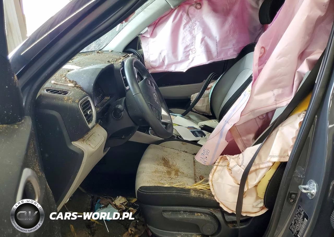 2025 Hyundai Venue Sel VIN:KMHRC8A39SU403049 - 7