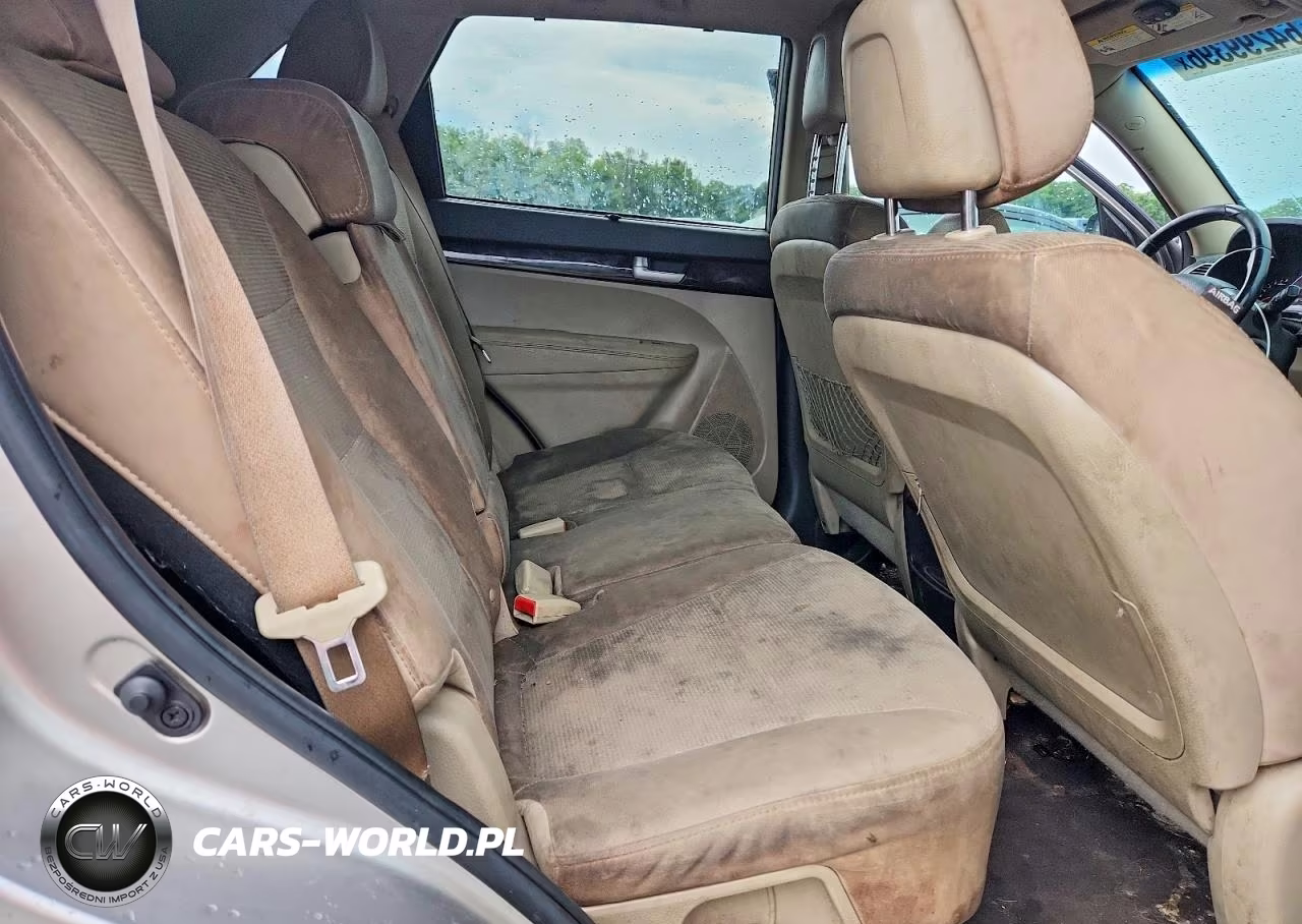 2015 Kia Sorento Lx VIN:5XYKT4A67FG575483 - 11
