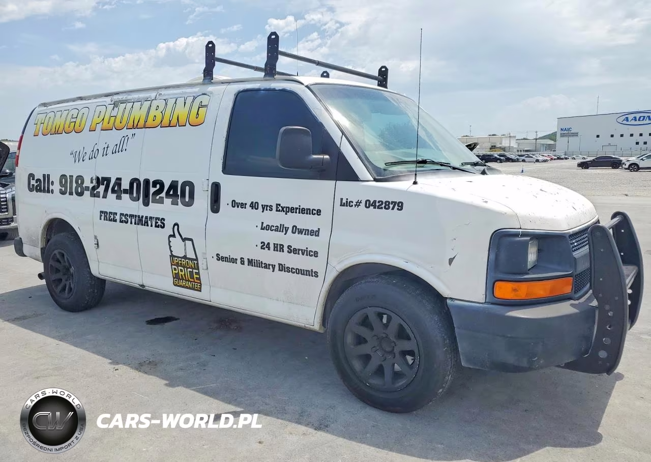 2010 Chevrolet Express G1500 VIN:1GCUGADX1A1102462 - 4