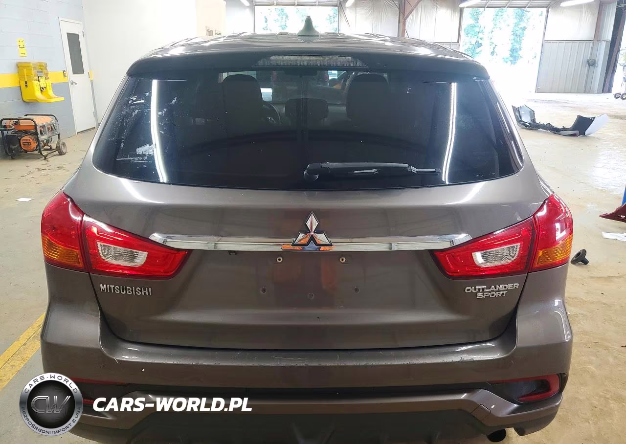 2018 Mitsubishi Outlander Sport Es VIN:JA4AR3AU1JU022476 - 6