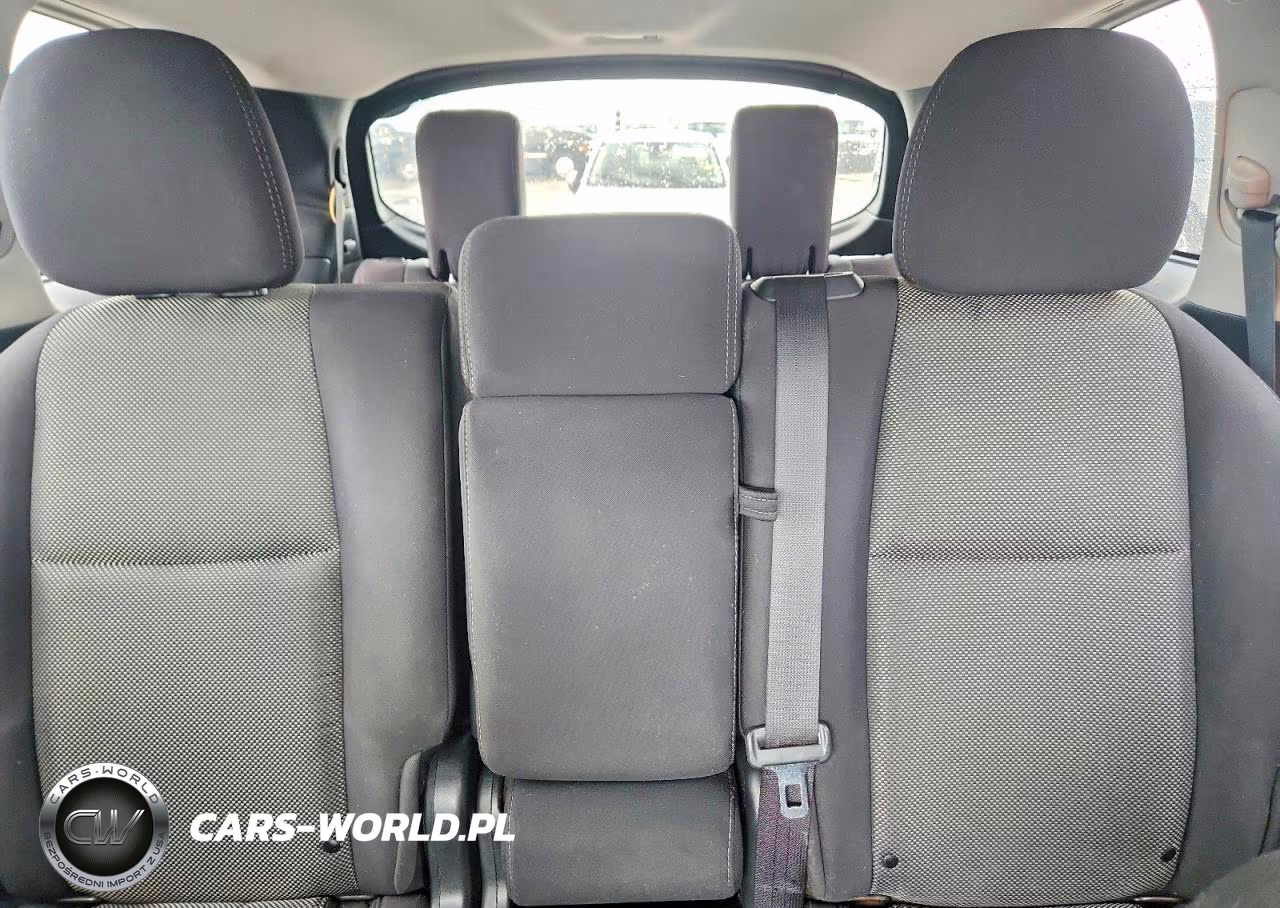 2020 Nissan Pathfinder S VIN:5N1DR2AN9LC624424 - 10