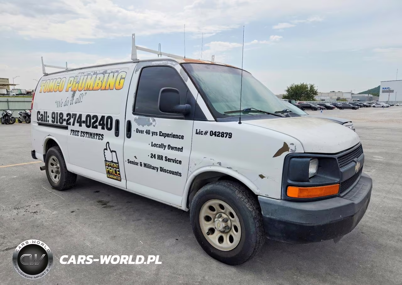2010 Chevrolet Express G1500 VIN:1GCUGADX0A1128518 - 4