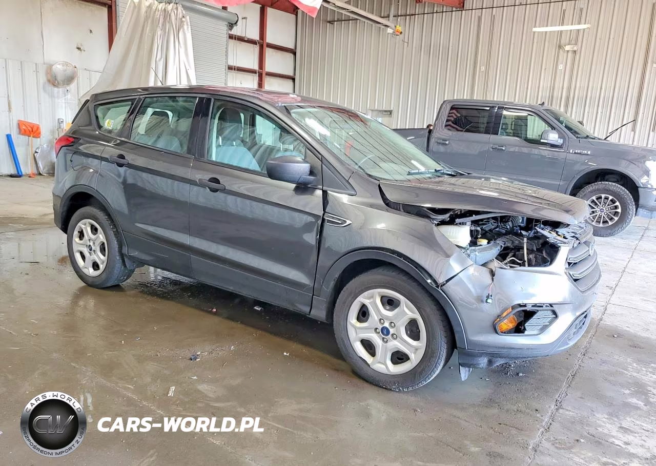 2019 Ford Escape S VIN:1FMCU0F79KUA09678 - 4