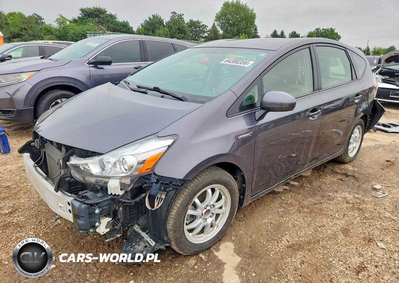 2015 Toyota Prius V Four – zdjęcie 1 z 13