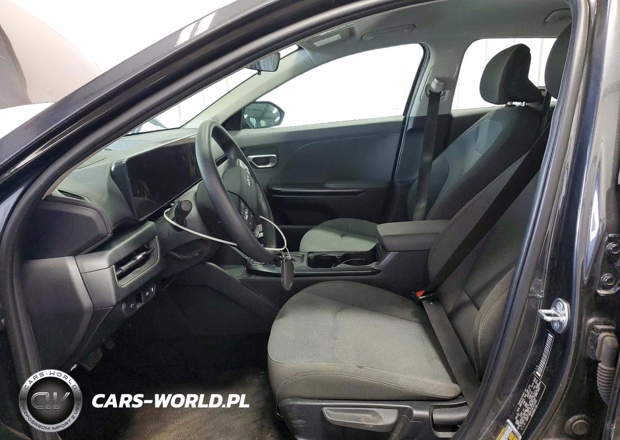 2025 Kia K4 Lxs VIN:3KPFT4DE1SE121628 - 7