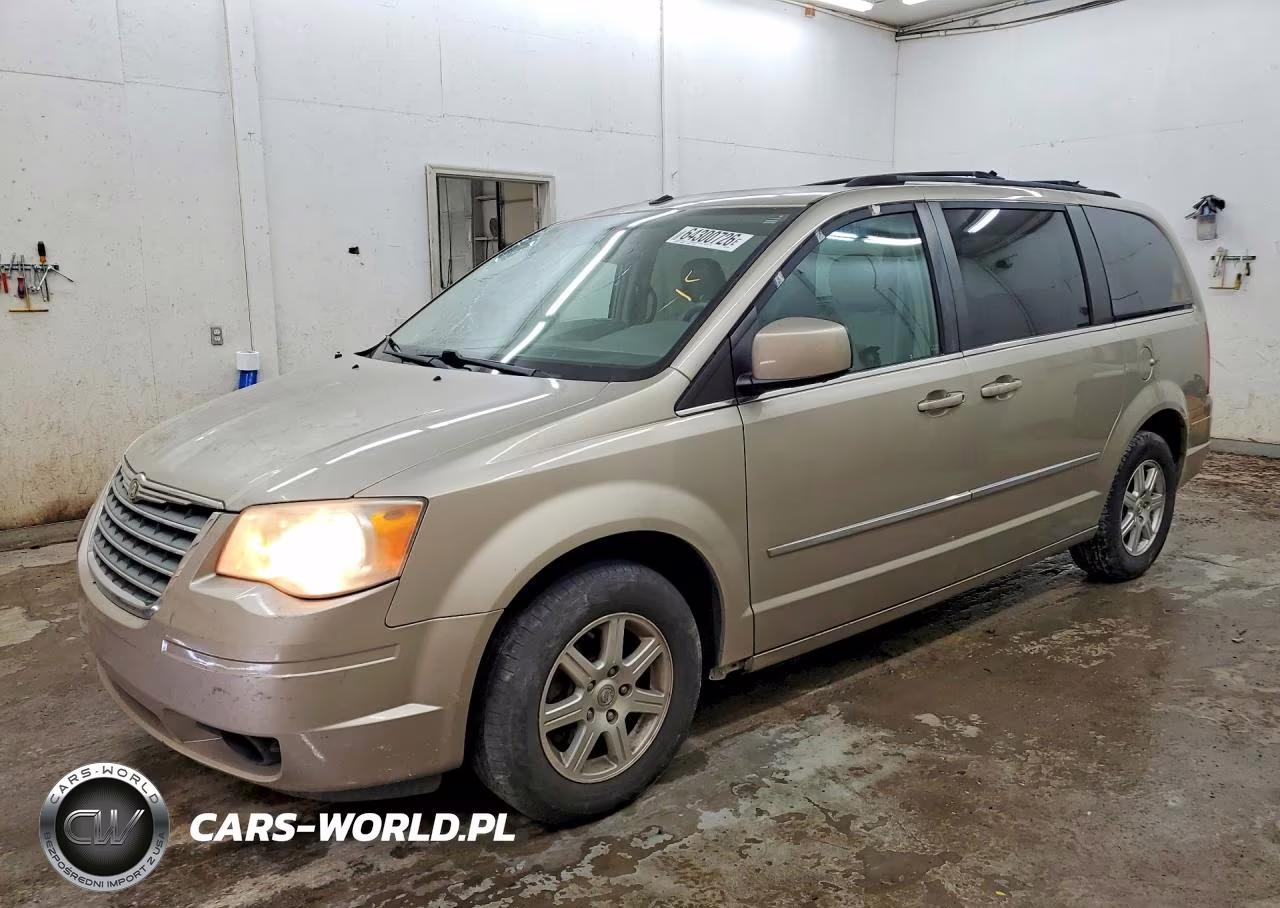 2009 Chrysler Town & Country Touring