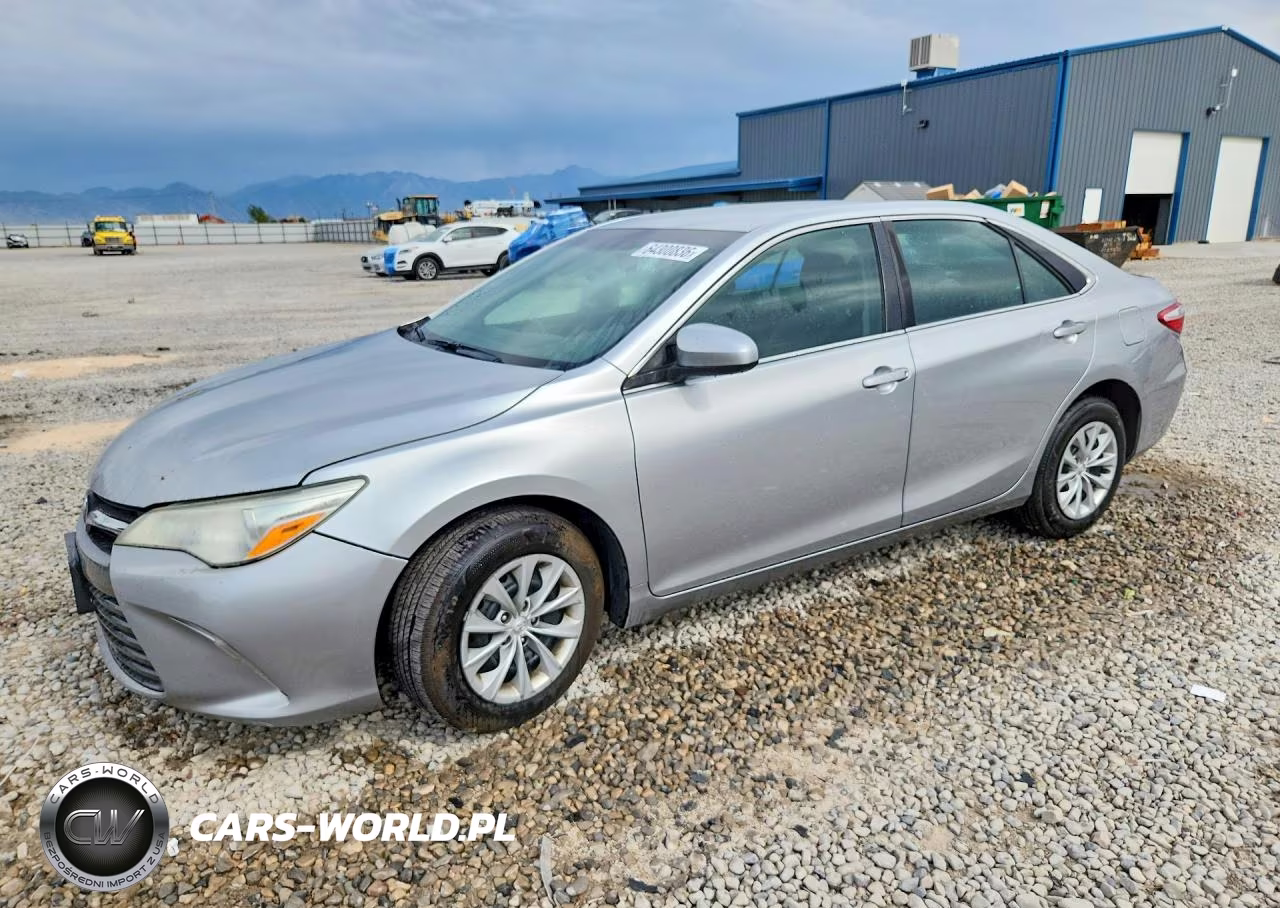 2015 Toyota Camry Le VIN:4T4BF1FK0FR507151 - 1
