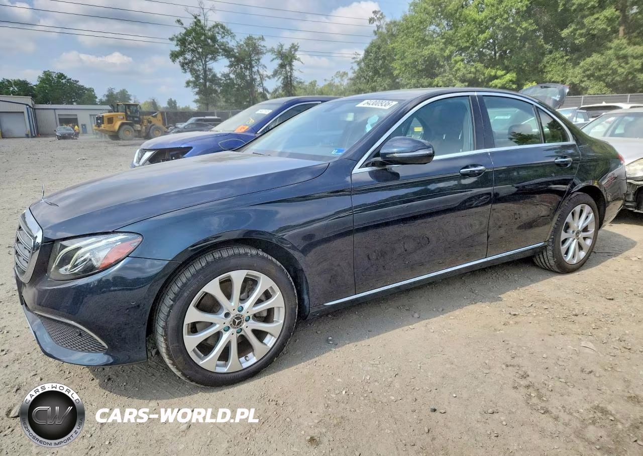 2018 Mercedes-Benz E 300 4Matic VIN:WDDZF4KB1JA365414 - 1
