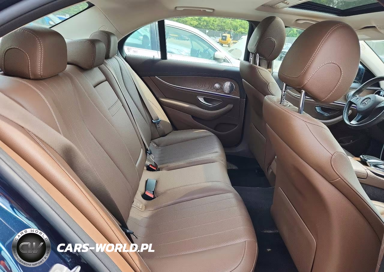 2018 Mercedes-Benz E 300 4Matic VIN:WDDZF4KB1JA365414 - 10