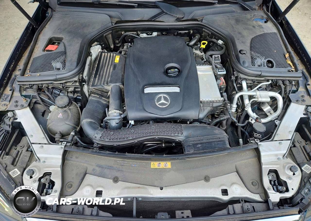 2018 Mercedes-Benz E 300 4Matic VIN:WDDZF4KB1JA365414 - 11