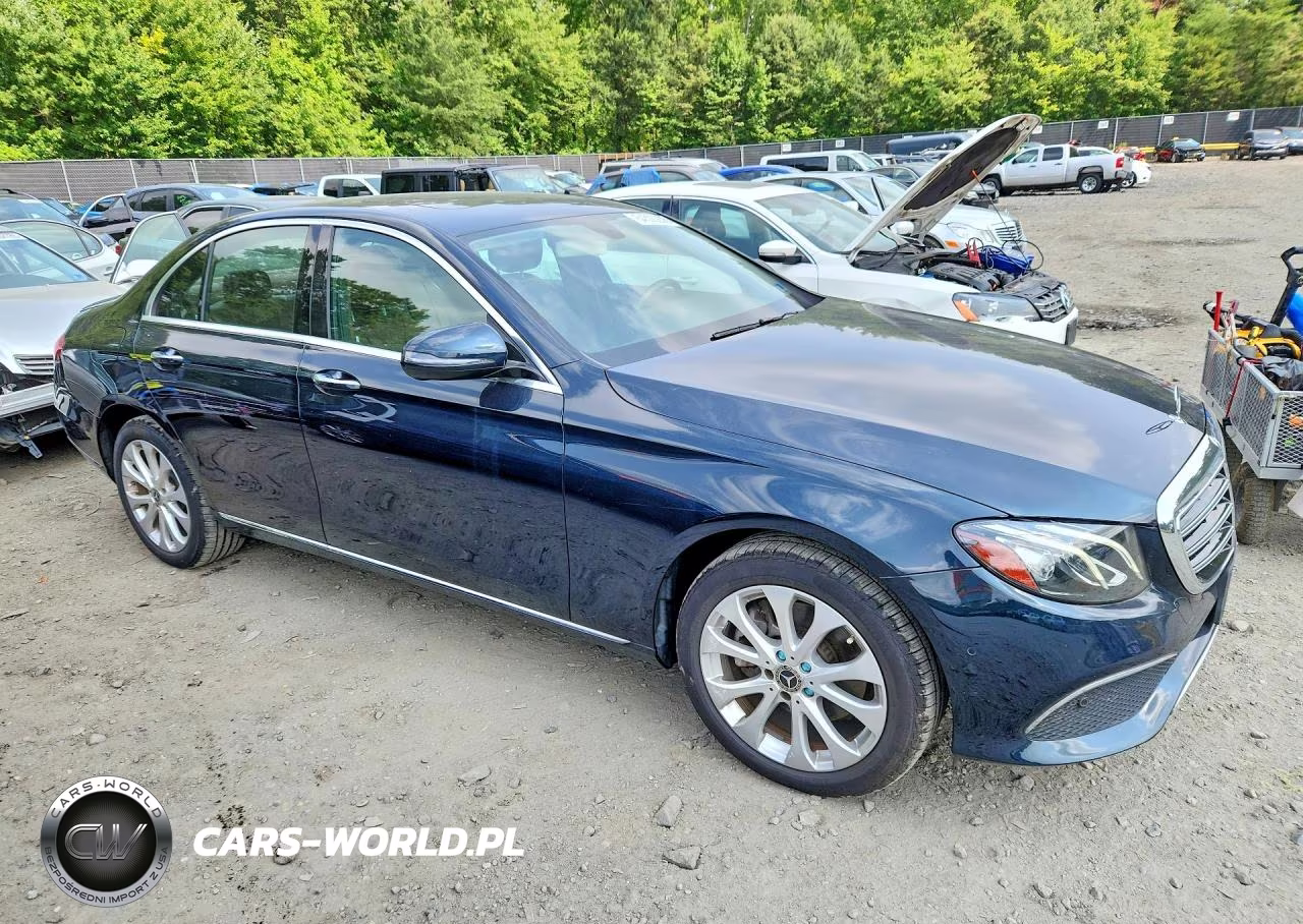 2018 Mercedes-Benz E 300 4Matic VIN:WDDZF4KB1JA365414 - 4