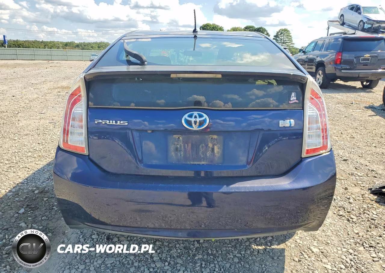 2015 Toyota Prius Two VIN:JTDKN3DU9F0422771 - 6