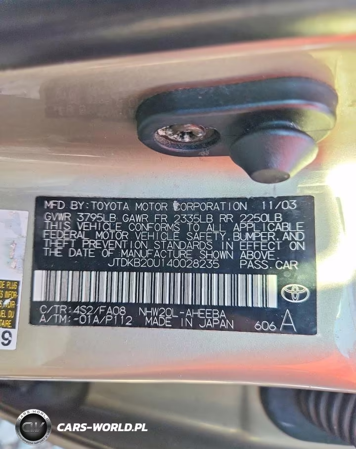 2004 Toyota Prius Base VIN:JTDKB20U140028235 - 12