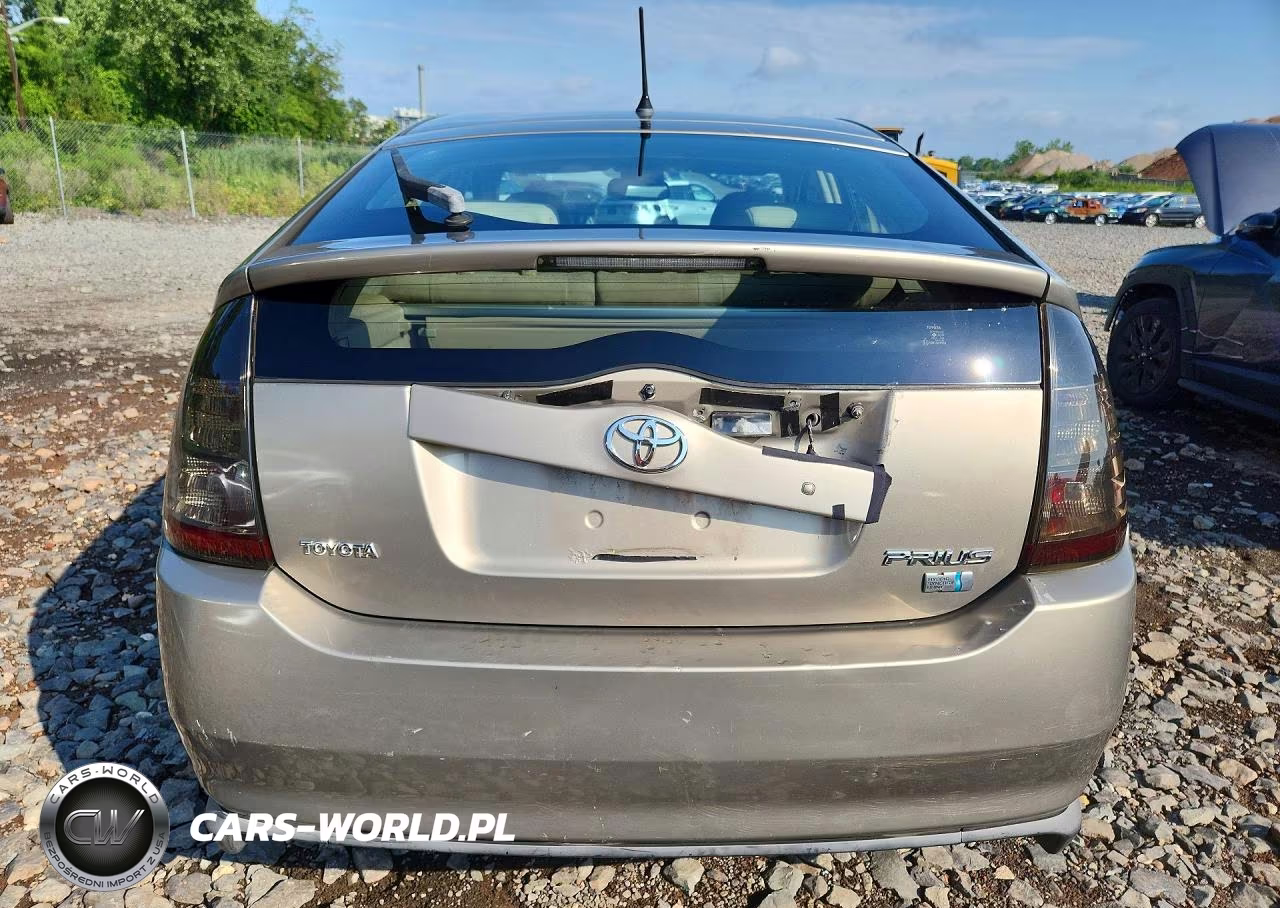 2004 Toyota Prius Base VIN:JTDKB20U140028235 - 6