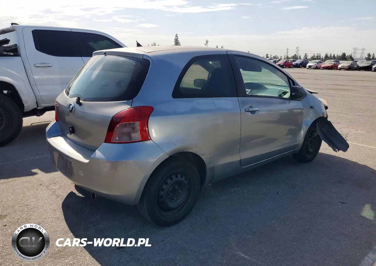 2007 Toyota Yaris Base VIN:JTDJT923X75122207 - 3