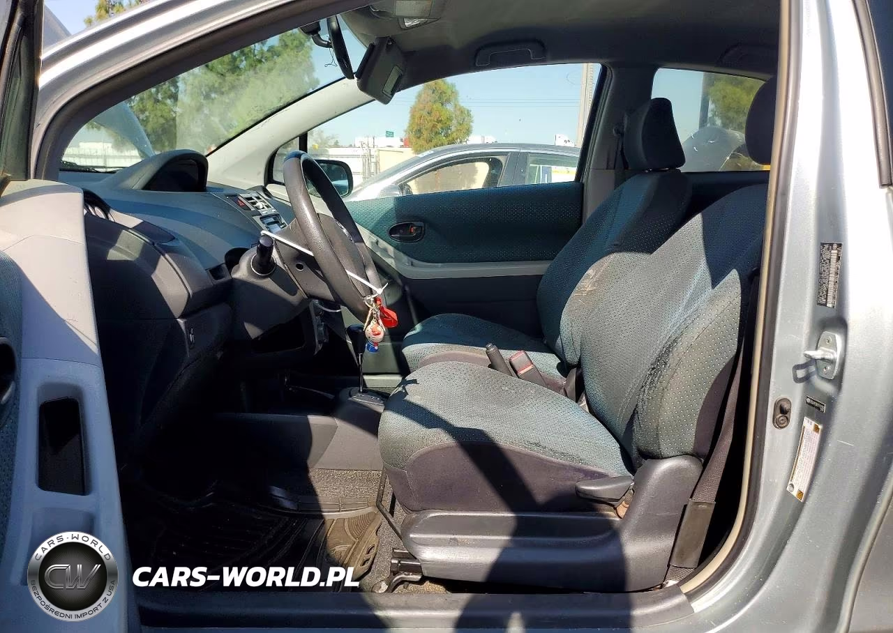 2007 Toyota Yaris Base VIN:JTDJT923X75122207 - 7