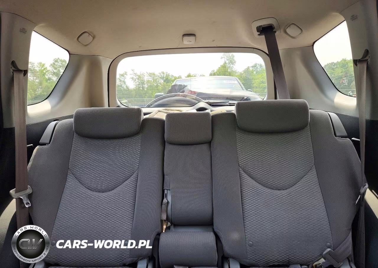 2007 Toyota Rav4 Limited VIN:JTMBD31V476045975 - 10