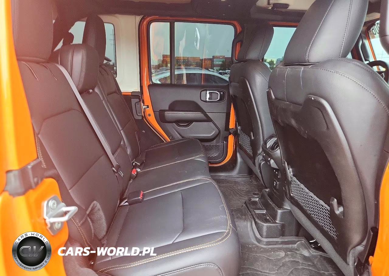 2025 Jeep Wrangler Sahara VIN:1C4PJXEN5SW609674 - 11