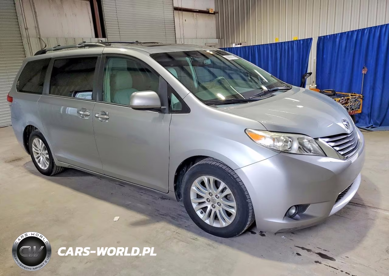 2014 Toyota Sienna Xle 8-Passenger VIN:5TDYK3DC5ES411546 - 4