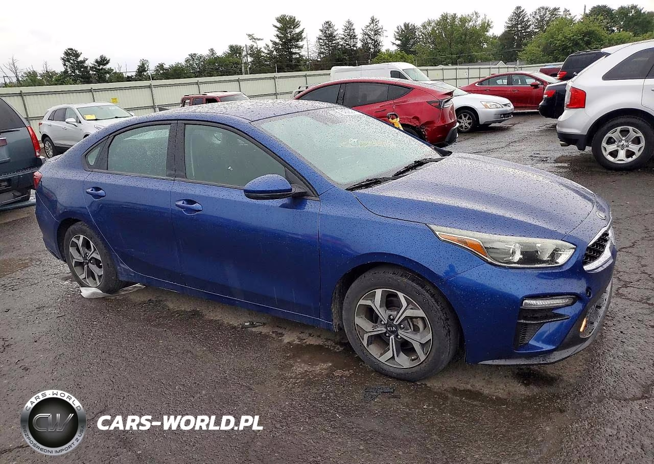 2021 Kia Forte Lxs VIN:3KPF24AD0ME314371 - 4