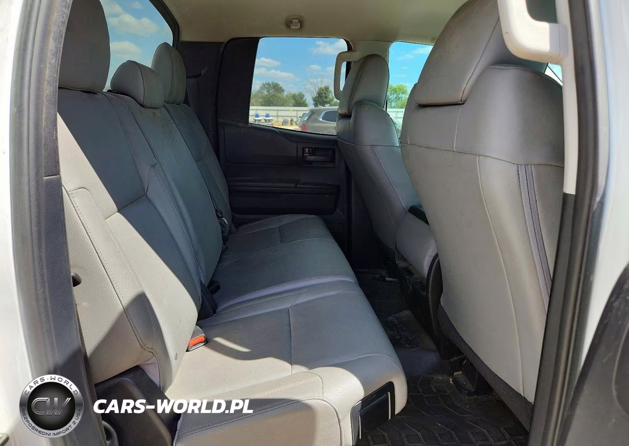 2019 Toyota Tundra Sr VIN:5TFRM5F16KX136121 - 10