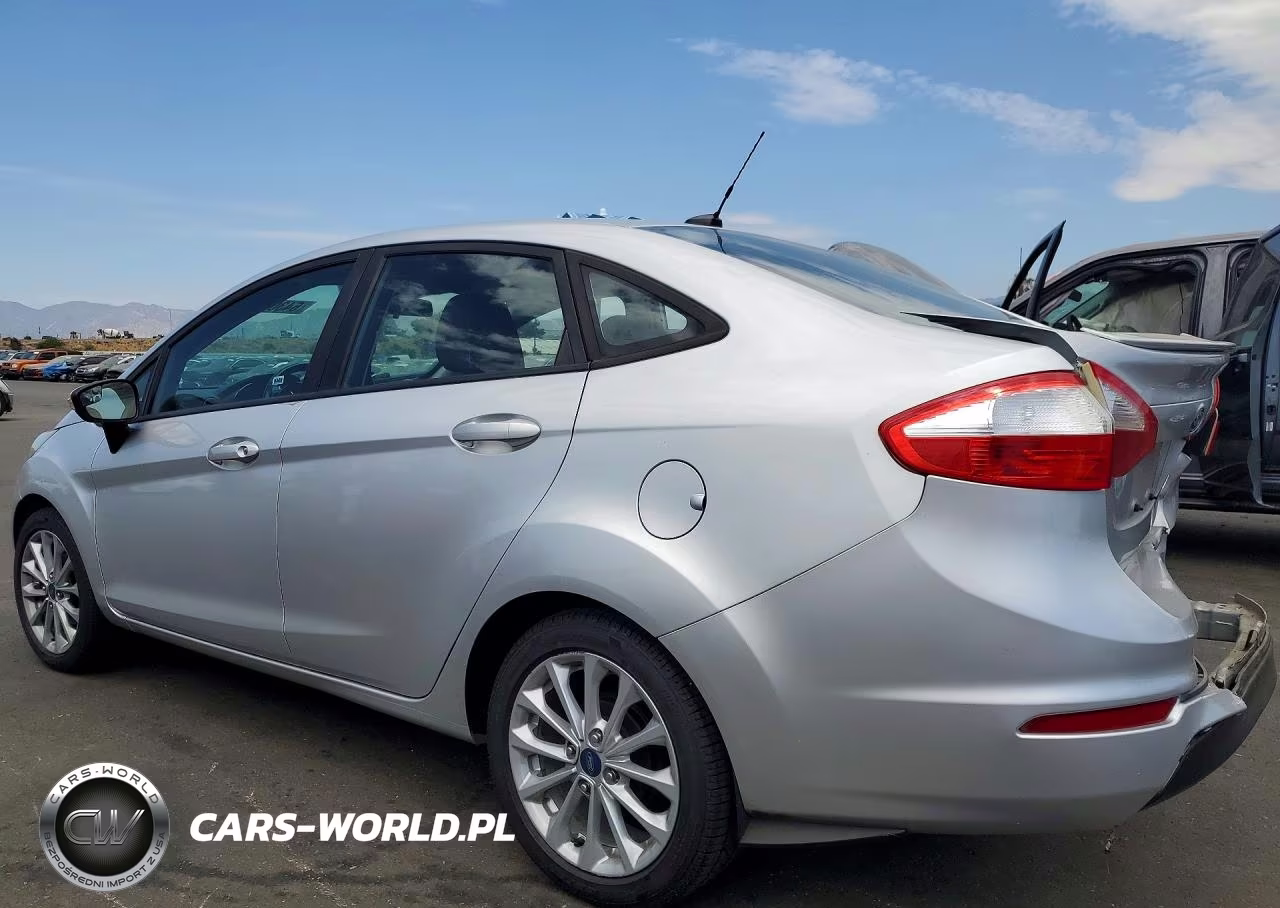 2014 Ford Fiesta Se VIN:3FADP4BJ9EM106824 - 2