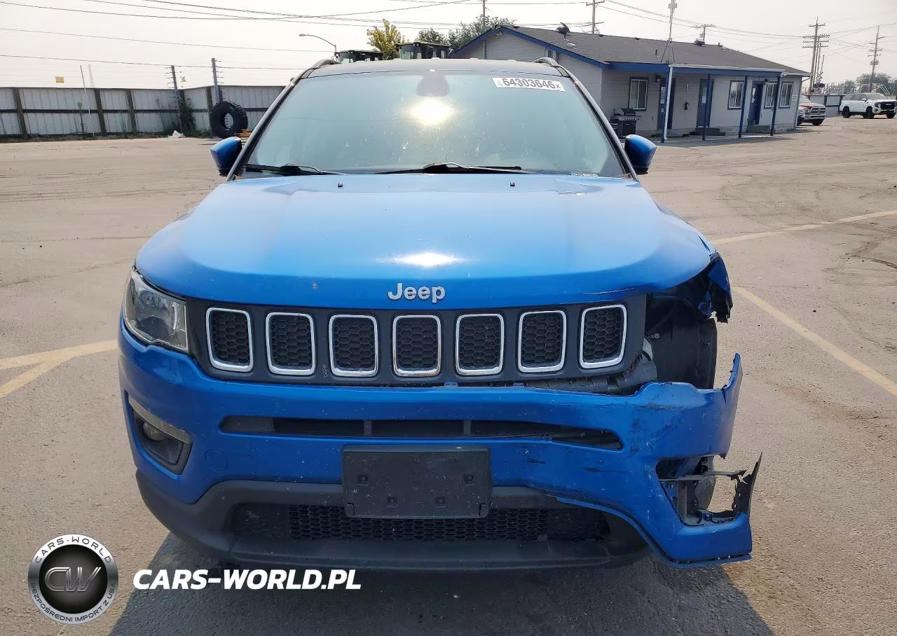 2018 Jeep Compass Latitude VIN:3C4NJCBB9JT368877 - 5