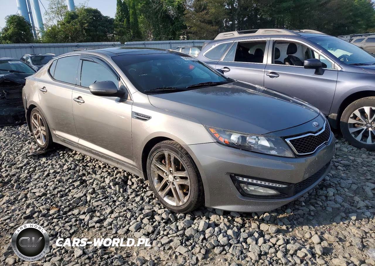 2013 Kia Optima Sx VIN:5XXGR4A60DG236389 - 4