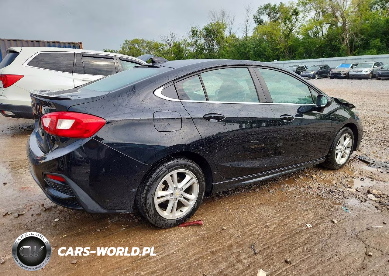 2017 Chevrolet Cruze Lt VIN:1G1BE5SM0H7265293 - 3