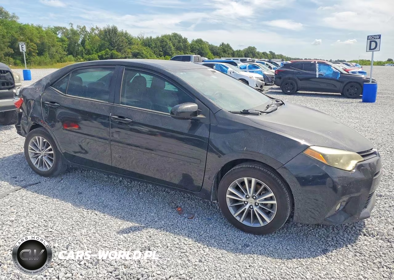 2015 Toyota Corolla Le Plus VIN:5YFBURHE6FP329902 - 4