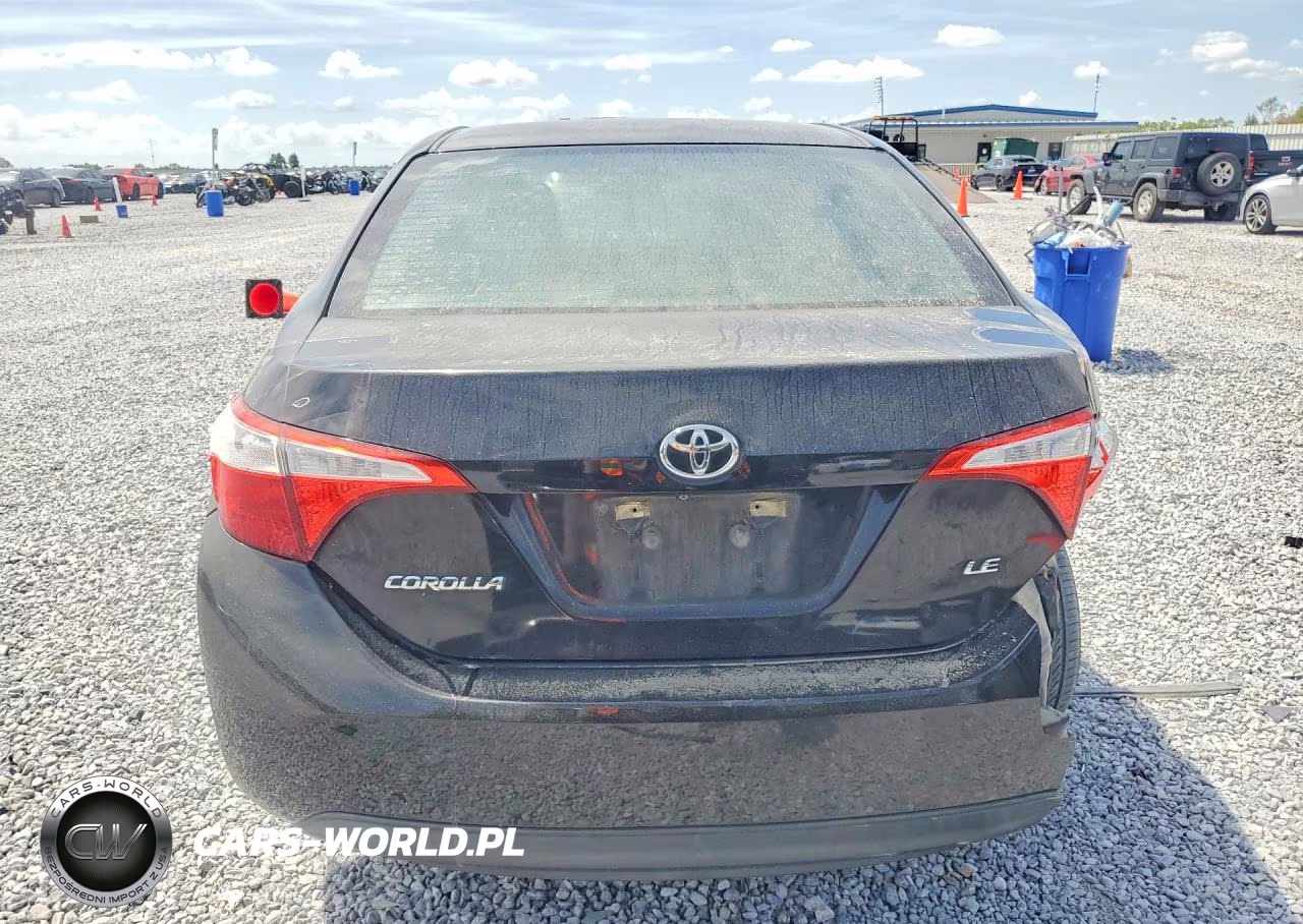 2015 Toyota Corolla Le Plus VIN:5YFBURHE6FP329902 - 6