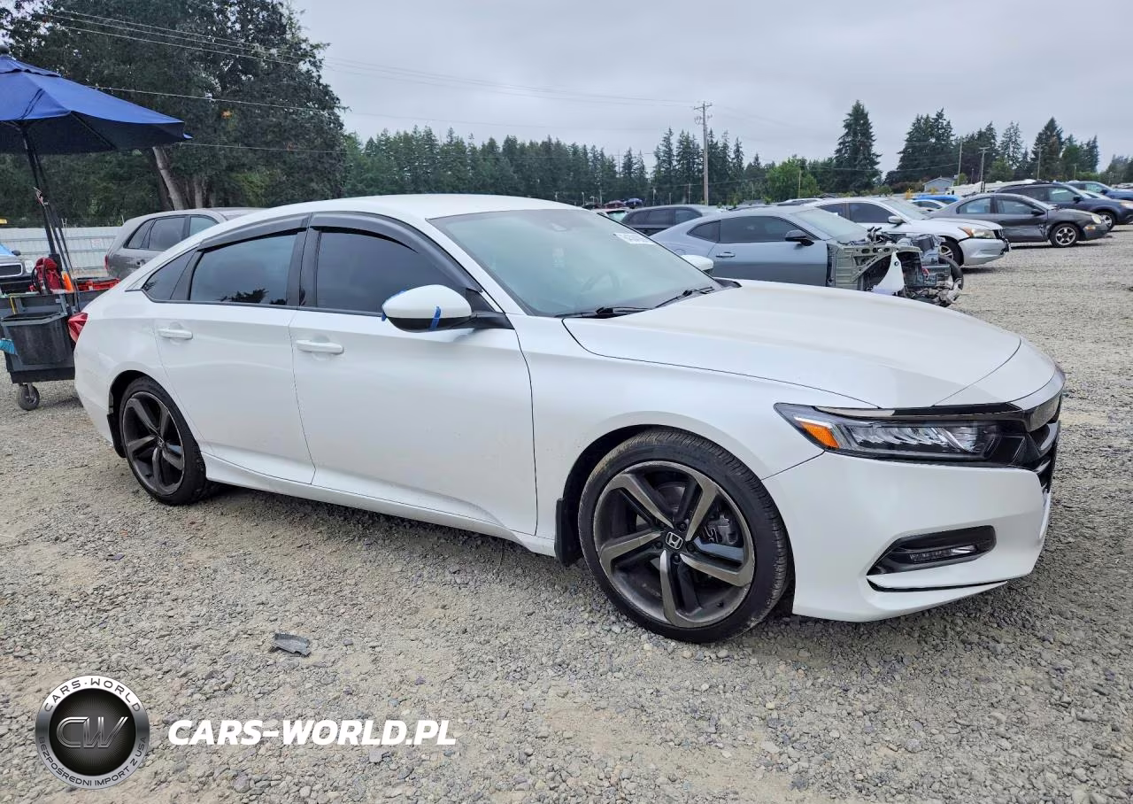2018 Honda Accord Sport VIN:1HGCV1F30JA056314 - 4
