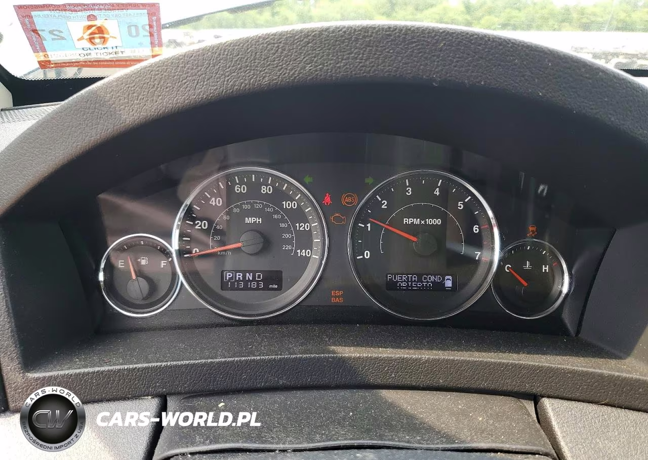 2010 Jeep Grand Cherokee Laredo VIN:1J4PR4GK9AC117279 - 9