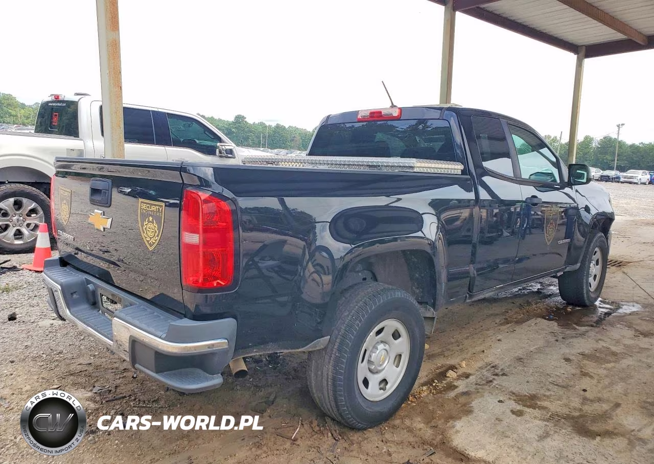 2017 Chevrolet Colorado VIN:1GCHSBEA4H1234156 - 3
