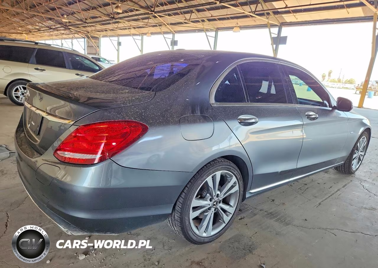 2018 Mercedes-Benz C 350E VIN:55SWF4HB0JU255609 - 3