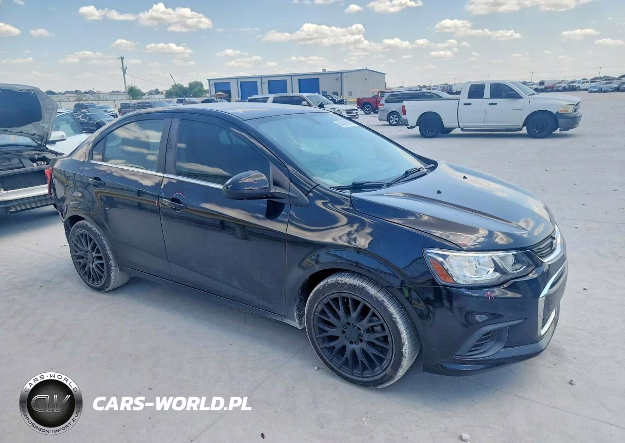 2020 Chevrolet Sonic Premier VIN:1G1JF5SB9L4119802 - 4