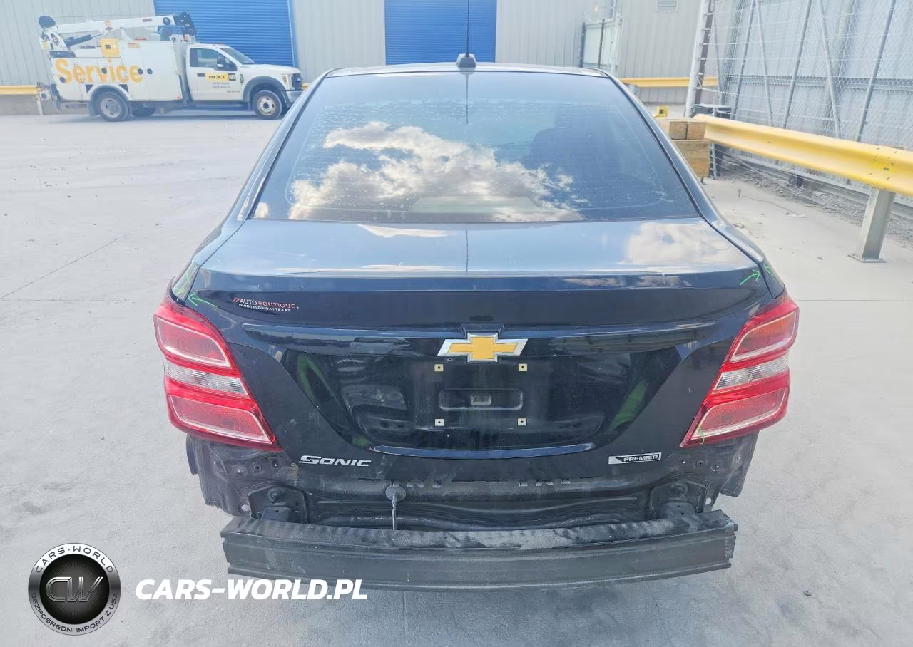 2020 Chevrolet Sonic Premier VIN:1G1JF5SB9L4119802 - 6