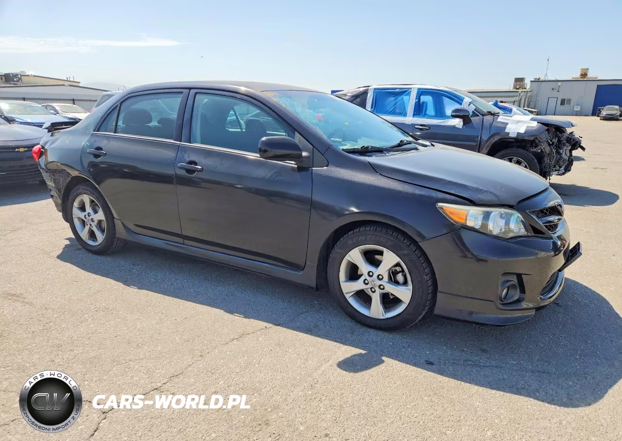 2012 Toyota Corolla S VIN:2T1BU4EE8CC889827 - 4