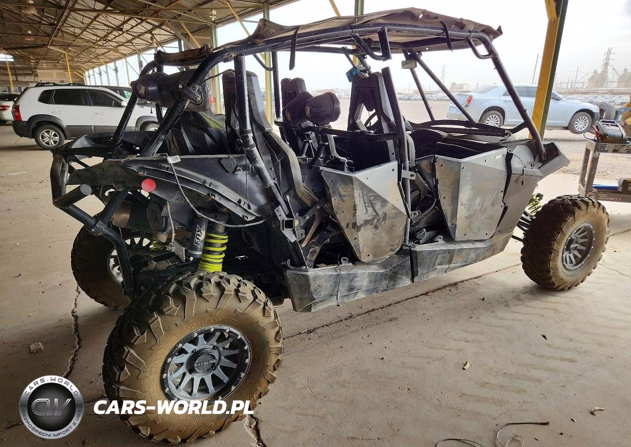 2016 Can-Am Maverick Utility Vehicle VIN:3JBPEAR28GJ000432 - 4